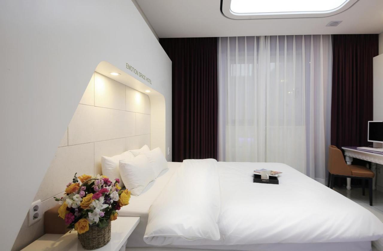 Urban Stay Hotel Gwangju Metropolitan City Extérieur photo